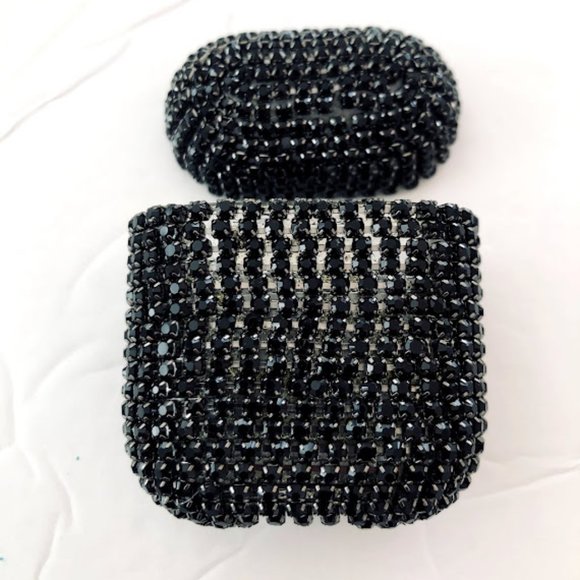 Black Crystal Airpods Case - Picture 2 of 5